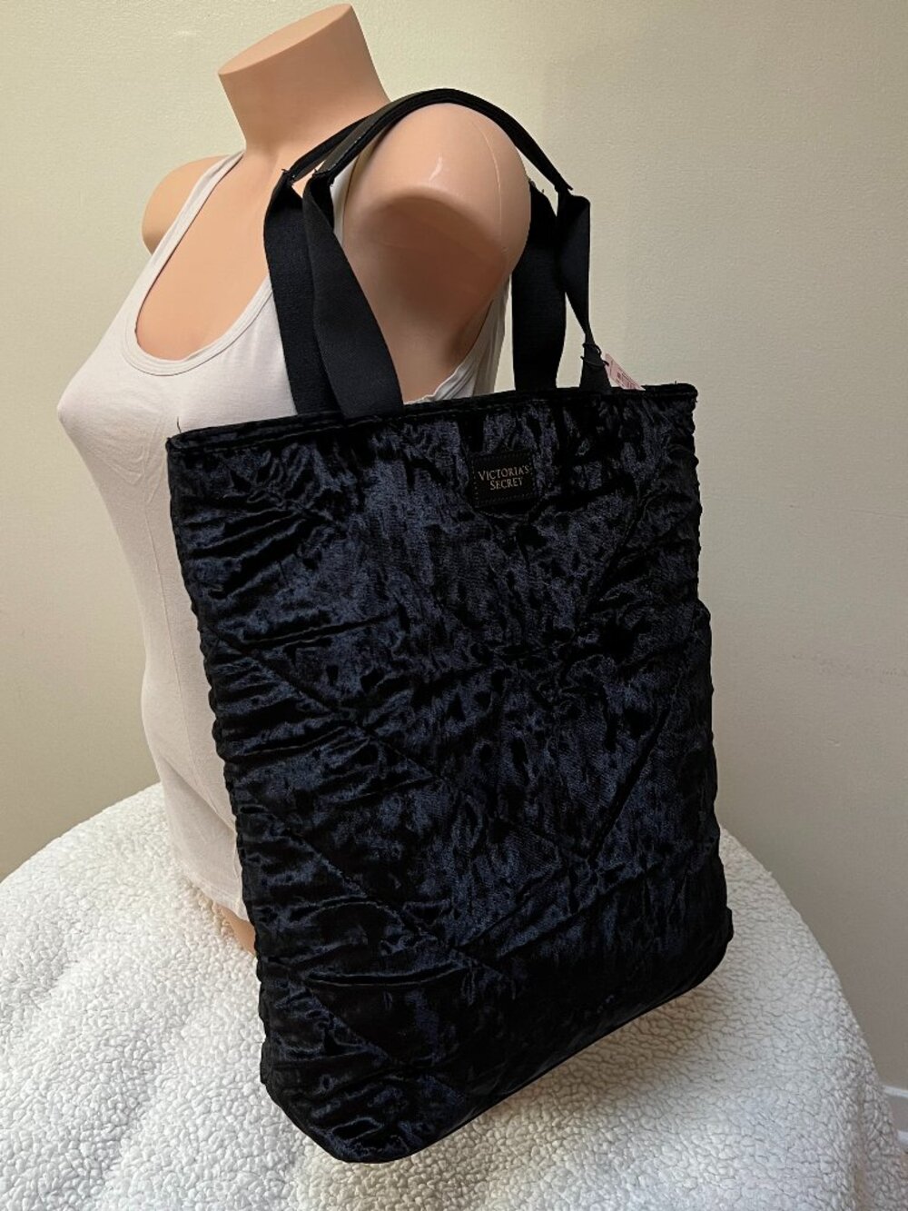 Victoria’s Secret Large Velvet Tote Bag, Black New NWT - Picture 2 of 10
